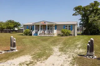 139 Diamond City Drive, Harkers Island, NC 28531 – photo 2: 35-web-or-mls-1S3A9994