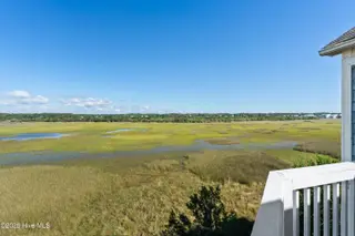 648 Ocean Boulevard W, Holden Beach, NC 28462 — 3-bedroom home in Bacon Island Harbor, Holden Beach, NC, photo 23 of 65: mls-DSC05449