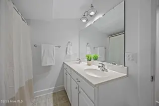 916 W 3rd Street Unit 10 & 11, Washington, NC 27889 – photo 23: 53-web-or-mls-IMG_4825