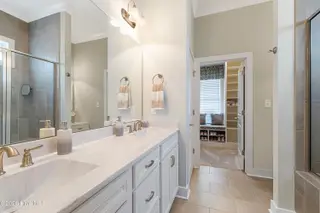 428 Lanyard Drive, Newport, NC 28570 – photo 16: Primary ensuite