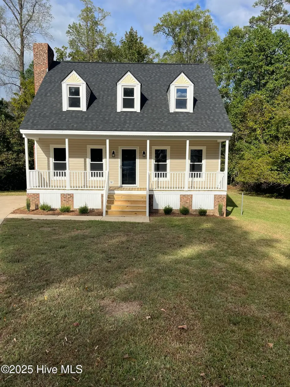 3217 Fieldstream Drive N, Wilson, NC 27896 – photo 1 of 20: 3217 FIELDSTREAM DRIVE