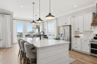 135 Gallants Point Road, Beaufort, NC 28516 – photo 15: Kitchen Island