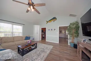 304 Angelfish Court, Newport, NC 28570 — 3-bedroom home in Morada Bay, Newport, NC, photo 20 of 66: DSC04527