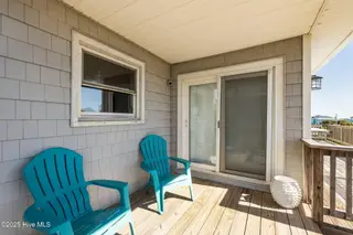 7122 Ocean Drive, Emerald Isle, NC 28594 – photo 3: 3-web-or-mls-1S3A2985