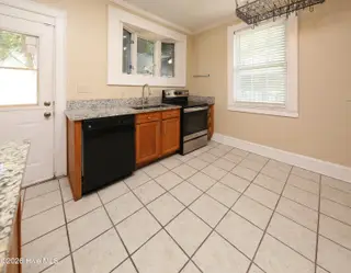 506 W Church Street, Elizabeth City, NC 27909 – photo 22: 4G8A6303