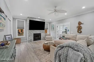 2625 Seashore Road SW, Supply, NC 28462 — 5-bedroom home in Pelican Point, Supply, NC, photo 18 of 62: Family Room