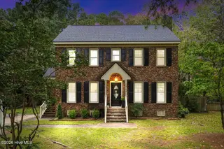2108 Burnside Drive NW, Wilson, NC 27896 — 3-bedroom home in Woodridge, Wilson, NC, photo 2 of 42: 02-2108 Burnside Dr NW-2