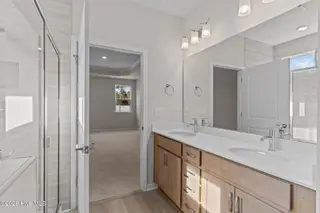 692 Edgeside Drive SE, Bolivia, NC 28422 – photo 13: Primary Bathroom