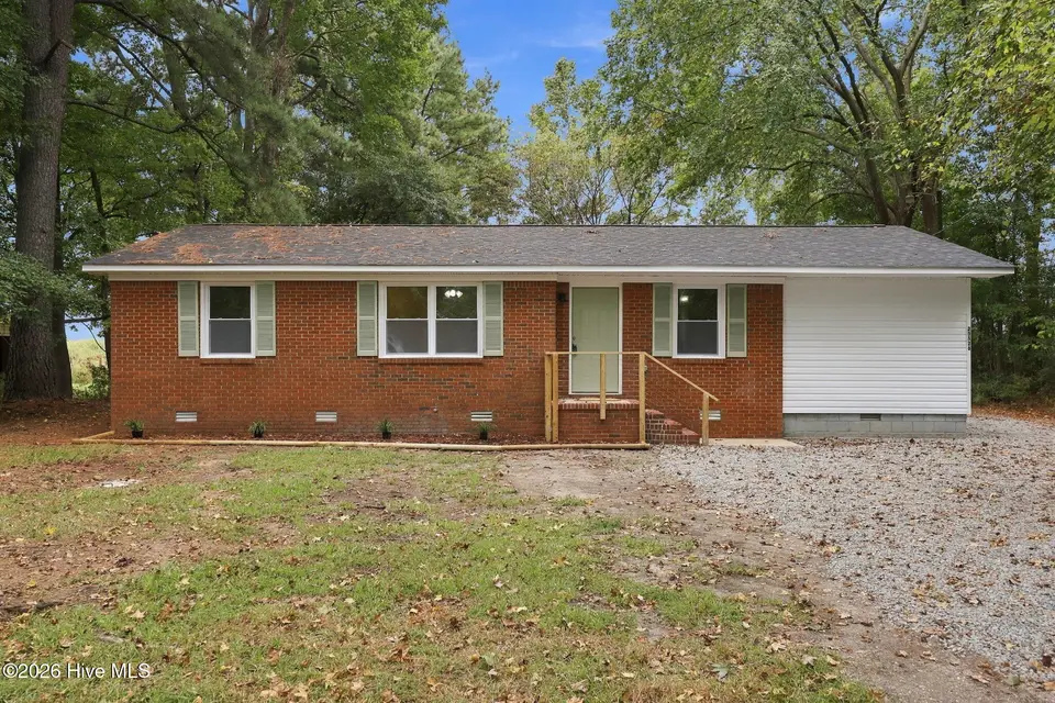 23526 Nc 33 E, Aurora, NC 27806 – photo 1 of 43: Front