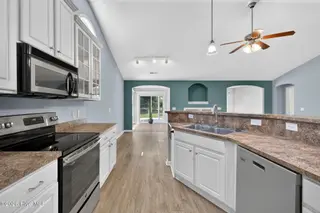 512 Azalea Drive, Hampstead, NC 28443 – photo 9