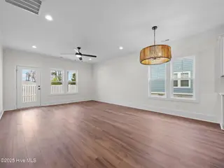126 Pine View Boulevard, Beaufort, NC 28516 – photo 7: Dining & Living