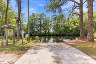 27 Big Creek Circle, Lake Waccamaw, NC 28450 – photo 17: 017_27_big_creek_circle-17_103