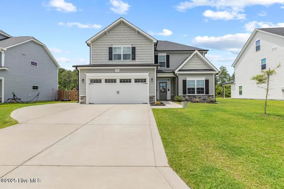 506 Transom Way, Sneads Ferry, NC 28460 – photo 1 of 25: IMG_3633