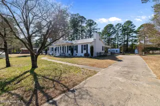 108 Brockwood Avenue, Goldsboro, NC 27530 — 3-bedroom home in Brockwood, Goldsboro, NC, photo 2 of 31