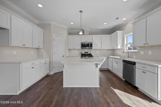 341 Oleander Drive, Greenville, NC 27858 – photo 17: 17-web-or-mls-IMG_0090