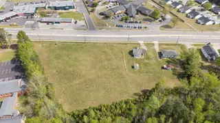 2445 Hunter Hill Road, Rocky Mount, NC 27804 – photo 6: 6-web-or-mls-DJI_20260403110014_0022_D