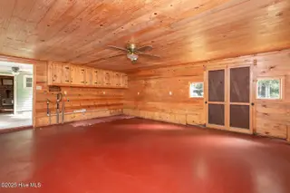 820 Antioch Road, New Bern, NC 28560 – photo 16: Cabin Room