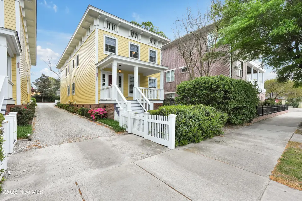 525 S Front Street, Wilmington, NC 28401 – photo 1 of 37: 525SFrontStreet-2