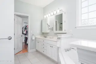 1015 Sunstone Court, Leland, NC 28451 — 3-bedroom home in Magnolia Greens, Leland, NC, photo 15 of 21
