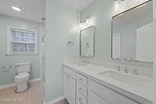 3433 Preakness Place, New Bern, NC 28562 – photo 23: master bath