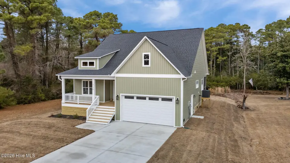 2124 Caracara Drive, New Bern, NC 28560 – photo 1 of 49: front 3