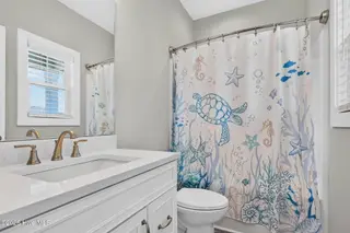 303 Sand Piper Lane, Holden Beach, NC 28462 — 3-bedroom home in Holden Beach, Holden Beach, NC, photo 16 of 27: 14_Kahunaphoto.com-16