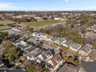 1310 Church Street, Wilmington, NC 28401 – photo 11: 6-web-or-mls-DJI_20251212100256_0444_D