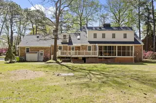 904 Hidden Drive, New Bern, NC 28562 – photo 15: view of the back of the home