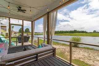 212 Taylorwood Drive, Beaufort, NC 28516 – photo 9: Screened porch & open deck in back