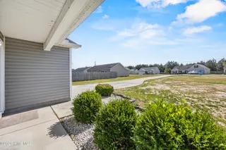 248 Sweet Gum Lane, Richlands, NC 28574 – photo 7: 7_front yard