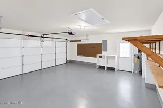 8510 Hammock Dunes Drive, Wilmington, NC 28411 – photo 11: AI garage