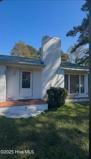 688 Penny Branch Road, Warsaw, NC 28398 — 3-bedroom home, Warsaw, NC, photo 4 of 4: Exterior 4