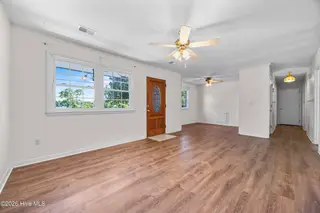 514 Cathay Road, Wilmington, NC 28412 – photo 5: 8_living room