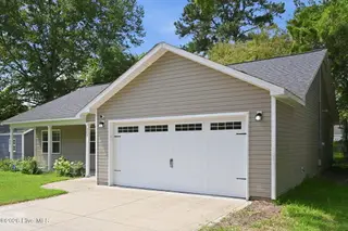 207 Sherwood Road, Jacksonville, NC 28540 – photo 3