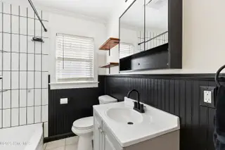 2612 Princess Place Drive, Wilmington, NC 28405 – photo 18: 30Bathroom