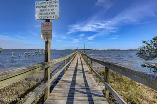 1643 Chadwick Shores Drive, Sneads Ferry, NC 28460 – photo 16: 823 Chadwick Shores Dr Sneads-large-053-