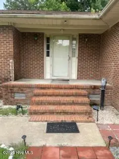 56 Hilltop Drive, Washington, NC 27889 – photo 2: IMG956884
