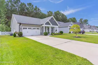 460 Jasmine Way, Burgaw, NC 28425 – photo 3: 460 Jasmine Way-00003