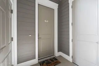2537 St James Drive SE 901, Southport, NC 28461 — 3-bedroom condo in St James, Southport, NC, photo 6 of 46: Front door