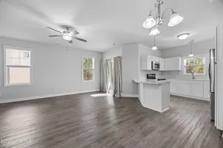 2041 Folkstone Woods Lane 10a, Holly Ridge, NC 28445 – photo 16: 17_big room