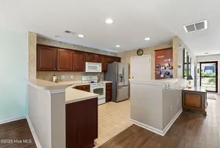 2103 Cass Lake Road, Carolina Shores, NC 28467 — 2-bedroom townhome in Calabash Lakes, Carolina Shores, NC, photo 6 of 35