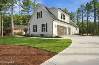 198 Banbridge Drive, Seven Lakes, NC 27376 – photo 3: 2-web-or-mls-DSC02599