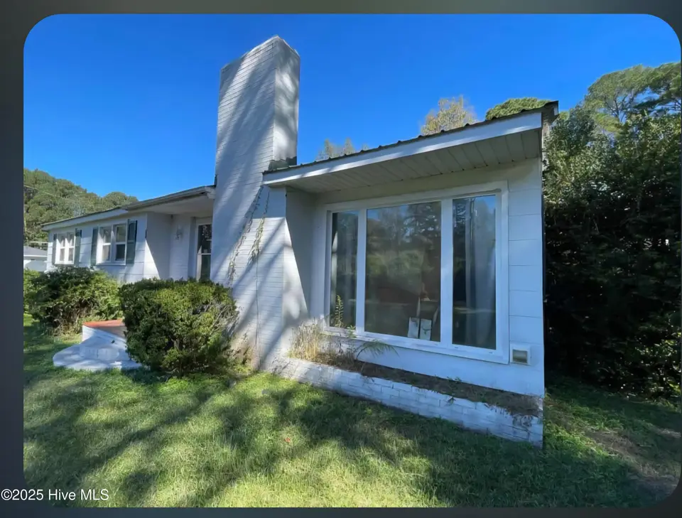 688 Penny Branch Road, Warsaw, NC 28398 — 3-bedroom home, Warsaw, NC, photo 1 of 4: Exterior 2