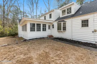 305 Country Club Drive, Jacksonville, NC 28546 – photo 6: 12-web-or-mls-DSC06497