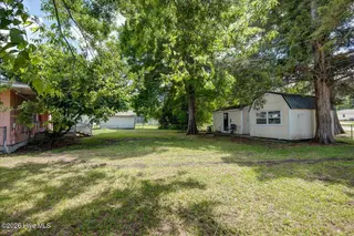 613 Franklin Avenue, New Bern, NC 28560 – photo 6: 06-613_Franklin-21