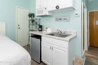 602 W Fort Macon Road 139, Atlantic Beach, NC 28512 – photo 5: PalmSuites-139-10-29-24-002