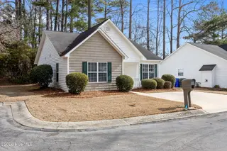 2924 Flintridge Drive, Greenville, NC 27834 – photo 4: 9-web-or-mls-BLS_0005