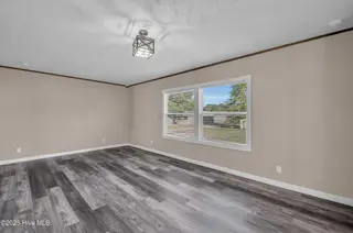 424 Turkey Creek Road, Rocky Point, NC 28457 — 4-bedroom manufactured home in Willows Bay, Rocky Point, NC, photo 11 of 47: 6_424 turkey creek rd-0006