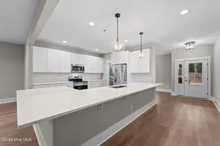 111 Lamplighter Village Drive, Pinehurst, NC 28374 – photo 8: 5-web-or-mls-DSC08904