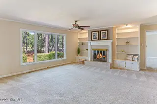 16 Bogie Drive, Whispering Pines, NC 28327 – photo 6: Main living area